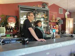 bistro 4